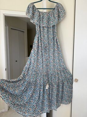 Coccole Light Blue Floral Off-Shoulder Maxi Dress M/L